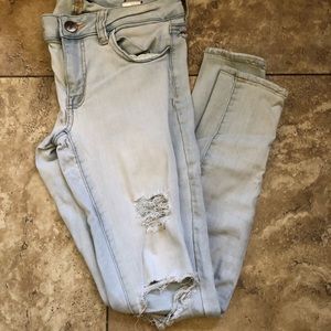 White American eagle jeans